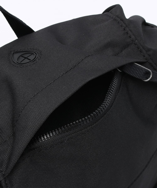 NIXON（ニクソン）の「SMALL LANDLOCK（NIXON）（バックパック/リュック・レディース・ブラック・FREE）」の6枚目の写真