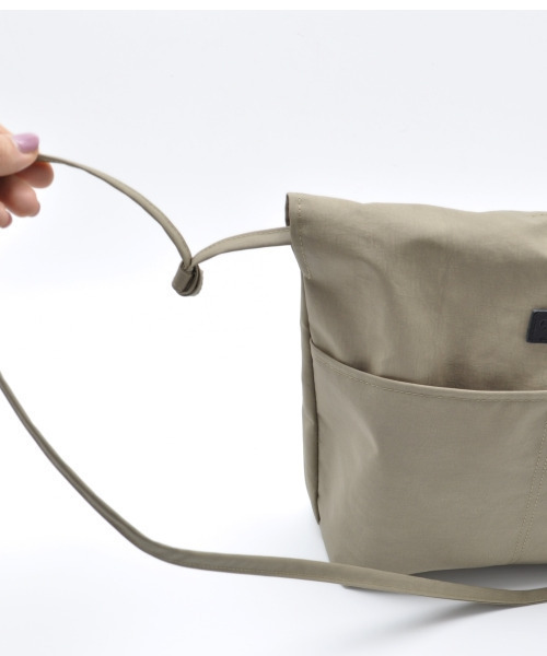 CLEDRAN(クレドラン)の「【撥水 超軽量】CL3810 ETE 2WAY BAG(ショルダーバッグ・レディース・ネイビー/ブラック/ベージュ・FREE)」の9枚目の写真