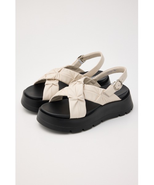 STACCATO（スタッカート）の「クロスベッセルサンダル（サンダル・レディース・ブラック/ホワイト・23cm/23.5cm/24cm/24.5cm/22.5cm）」の2枚目の写真