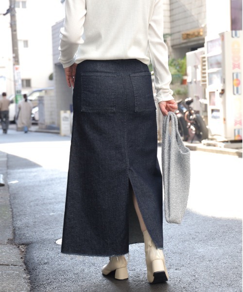 SOMETHING（サムシング）の「【SOMETHING】ベイカースカート（デニムスカート・レディース・ノンウォッシュ・M/L/S）」の8枚目の写真