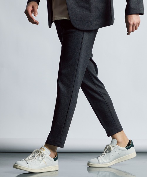 LANVIN en Bleu（ランバンオンブルー）の「セットアップ ノータック イージースラックス（スラックス・メンズ・チャコールグレー/ライトグレー・46/52/50/48）」の2枚目の写真