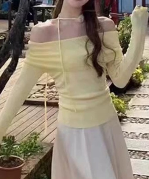 ampm(エーエムピーエム)の「サイドギャザーオフショルトップス(Tシャツ/カットソー・レディース・ブルー/ブラック/ライトパープル/イエロー/ホワイト/ピンク・FREE)」の5枚目の写真