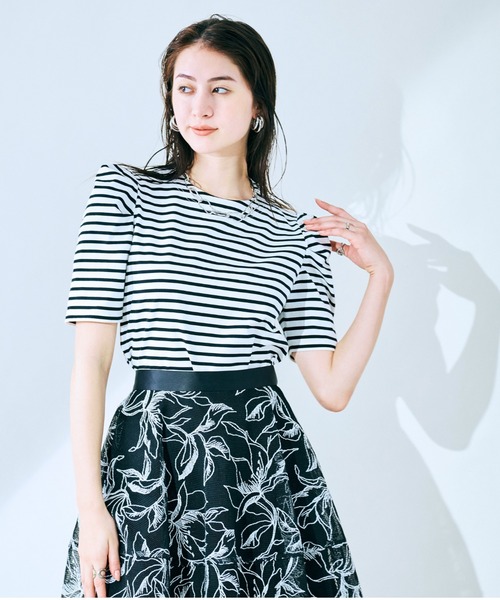 Audie a Muses オーディアミューズ フラワースカート very掲載 Audie a Musesオーディアミューズ フラワーjQタイトスカート
