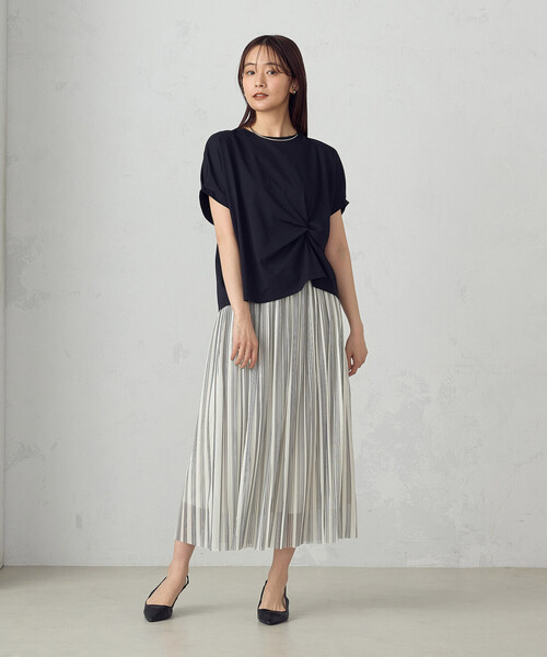 COMME CA ISM(コムサイズム)の「【接触冷感】ツイストタックTシャツ(Tシャツ/カットソー・レディース・ブルー/ブラック/ホワイト・LARGE/MEDIUM)」の7枚目の写真