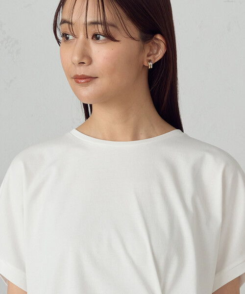 COMME CA ISM(コムサイズム)の「【接触冷感】ツイストタックTシャツ(Tシャツ/カットソー・レディース・ブルー/ブラック/ホワイト・LARGE/MEDIUM)」の16枚目の写真