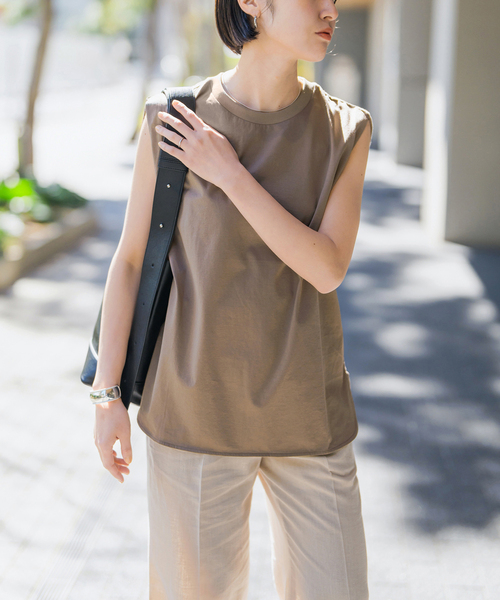 Spick & Span（スピックアンドスパン）の「《追加》ファインコットンノースリーブプルオーバー（Tシャツ/カットソー・レディース・ブラック/ブラウン/ホワイト/ライトグレー・38/36）」の4枚目の写真