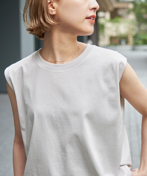 Spick & Span（スピックアンドスパン）の「《追加》ファインコットンノースリーブプルオーバー（Tシャツ/カットソー・レディース・ブラック/ブラウン/ホワイト/ライトグレー・38/36）」の21枚目の写真