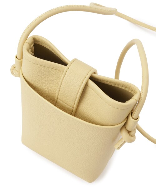 SHOO・LA・RUE(シューラルー)の「ちょっとそこまでのお出かけに フラップミニショルダーバッグ(ショルダーバッグ・レディース・イエロー/ブラック/グレー・00)」の20枚目の写真