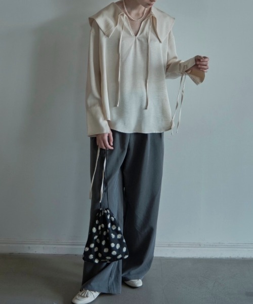 ALORA THE WAY(アロラザウェイ)の「double tuck wide pants(スラックス・レディース・グレー/ダークグレー・FREE)」の9枚目の写真