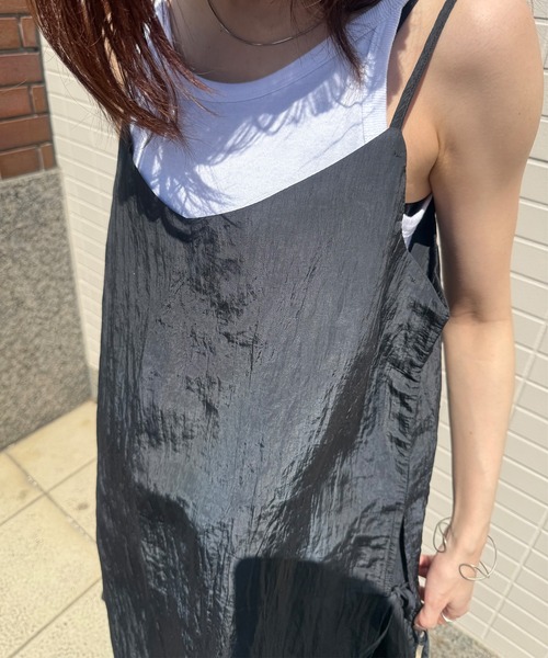 ISOOK（アイスー）の「【ISOOK / アイスー】サイドスリットワッシャーキャミワンピ / ワッシャー加工 しわ加工 リボン Iライン レイヤードワンピ キャミソールワンピース 低身長 黒 ブラック ZOZOTOWN限定（ワンピース・レディース・ブラック・FREE）」の10枚目の写真