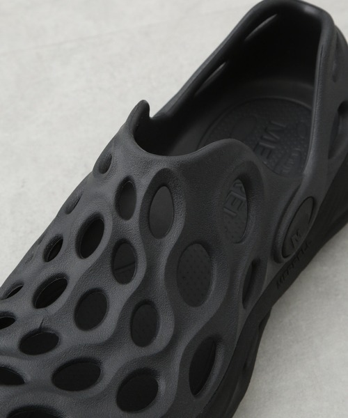 【スタイリッシュ】MERRELL サンダル ユニークスタイル 耐久性 オシャレな人の足元、大体「メレル」⁉︎ ハイドロモックも“じゃ