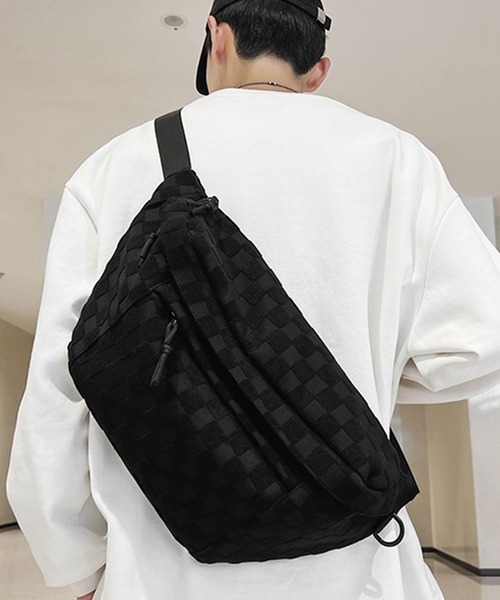 florist（フローリスト）の「【メンズ・レディース兼用】ブロックチェック大容量ボディバッグ（ボディバッグ/ウエストポーチ・レディース・ブラック/クリーム・FREE）」の7枚目の写真