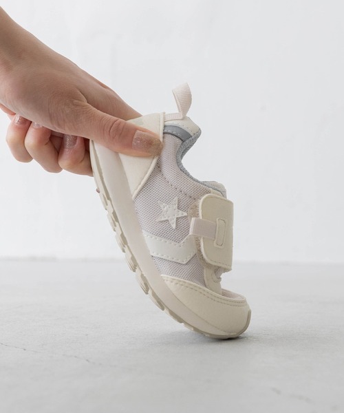 CONVERSE(コンバース)の「CONVERSE コンバース ロードスター RS ベビースニーカー(スニーカー・キッズ・オフホワイト/グリーン/ネイビー・13.0cm/14.0cm/15.0cm/15.5cm/16.0cm/16.5cm/17.0cm/13.5cm/14.5cm)」の5枚目の写真