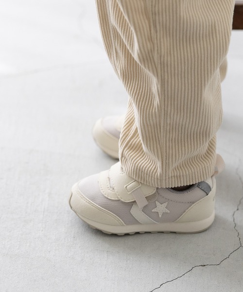 CONVERSE(コンバース)の「CONVERSE コンバース ロードスター RS ベビースニーカー(スニーカー・キッズ・オフホワイト/グリーン/ネイビー・13.0cm/14.0cm/15.0cm/15.5cm/16.0cm/16.5cm/17.0cm/13.5cm/14.5cm)」の4枚目の写真