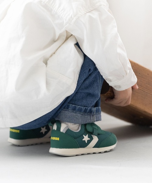 CONVERSE(コンバース)の「CONVERSE コンバース ロードスター RS ベビースニーカー(スニーカー・キッズ・オフホワイト/グリーン/ネイビー・13.0cm/14.0cm/15.0cm/15.5cm/16.0cm/16.5cm/17.0cm/13.5cm/14.5cm)」の22枚目の写真