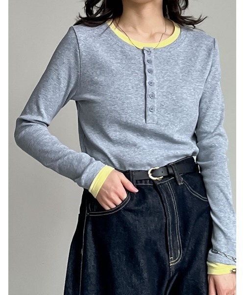 Re:EDIT（リエディ）の「配色ヘンリーネックレイヤード風プルオーバー長袖トップス（Tシャツ/カットソー・レディース・グレー系その他/ブラック系その他/ホワイト系その他/グレー系その他2・MEDIUM/LARGE）」の16枚目の写真