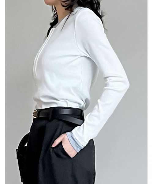 Re:EDIT（リエディ）の「配色ヘンリーネックレイヤード風プルオーバー長袖トップス（Tシャツ/カットソー・レディース・グレー系その他/ブラック系その他/ホワイト系その他/グレー系その他2・MEDIUM/LARGE）」の12枚目の写真