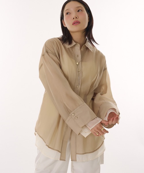 MUHET(ミュエータ)の「sheer layered waist tuck shirt / シアーレイヤードウエストタックシャツ(シャツ/ブラウス・レディース・ベージュ/ネイビー・FREE)」の12枚目の写真