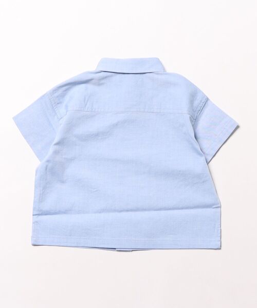 KP BOY（ケーピーボーイ）の「綿シャンブレーシャツ（シャツ/ブラウス・キッズ・オフホワイト/ブルー・80ｃｍ/90cm/100cm/110cm）」の3枚目の写真