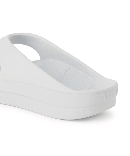 TELIC(テリック)の「【TELIC/テリック】FLUPFLOP 2(サンダル・レディース・ブラウン系その他3/ライトグレー/ブラック・M/S)」の4枚目の写真