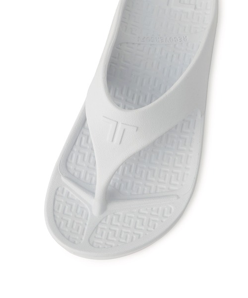 TELIC(テリック)の「【TELIC/テリック】FLUPFLOP 2(サンダル・レディース・ブラウン系その他3/ライトグレー/ブラック・M/S)」の5枚目の写真