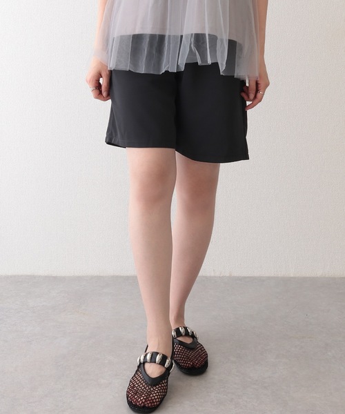 Lace Ladies(レースレディース)の「タック入り ハイウエスト セミフレア ハーフ パンツ(その他パンツ・レディース・グレー/ブラウン/ブラック・L/M/XL/S)」の5枚目の写真