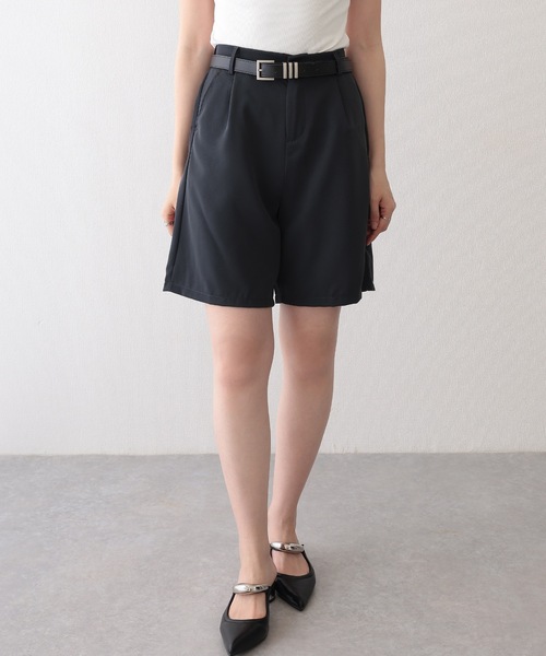 Lace Ladies(レースレディース)の「タック入り ハイウエスト セミフレア ハーフ パンツ(その他パンツ・レディース・グレー/ブラウン/ブラック・L/M/XL/S)」の9枚目の写真
