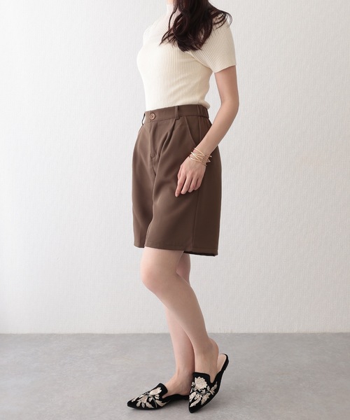 Lace Ladies(レースレディース)の「タック入り ハイウエスト セミフレア ハーフ パンツ(その他パンツ・レディース・グレー/ブラウン/ブラック・L/M/XL/S)」の18枚目の写真