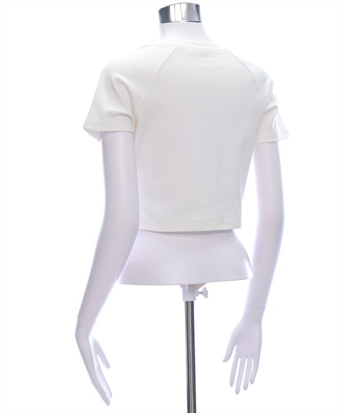 clear（クリア）の「刺繍ロゴチビT[着回し力抜群 大人 カジュアル 韓国ファッション]（Tシャツ/カットソー・レディース・オフホワイト/ホワイト×ブラック/ブラック・F）」の12枚目の写真