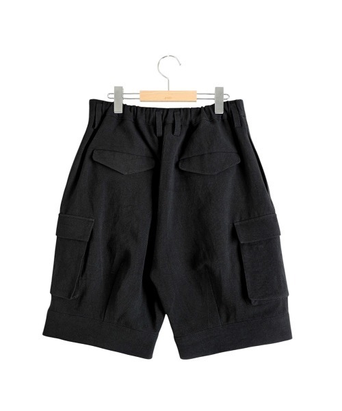 BALLAST ARK（バラストアーク）の「BALLAST ARK / バラストアーク：COTTON LINEN CARGO SHORTS：BA11-SP01[AST]（カーゴパンツ・メンズ・ブラック/アイボリー・M/L）」の9枚目の写真