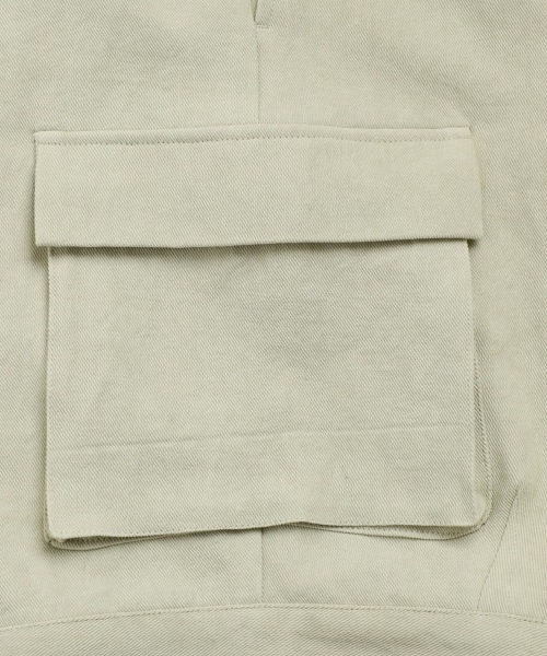 BALLAST ARK（バラストアーク）の「BALLAST ARK / バラストアーク：COTTON LINEN CARGO SHORTS：BA11-SP01[AST]（カーゴパンツ・メンズ・ブラック/アイボリー・M/L）」の13枚目の写真