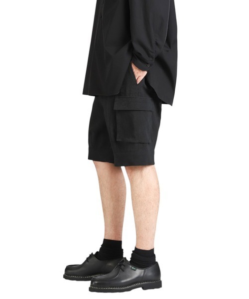 BALLAST ARK（バラストアーク）の「BALLAST ARK / バラストアーク：COTTON LINEN CARGO SHORTS：BA11-SP01[AST]（カーゴパンツ・メンズ・ブラック/アイボリー・M/L）」の18枚目の写真