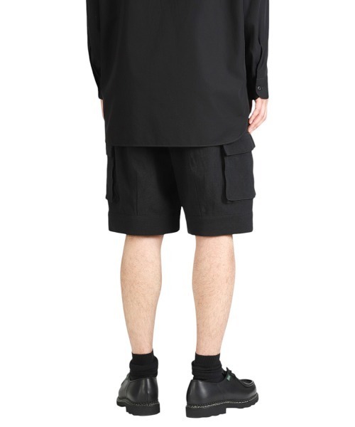 BALLAST ARK（バラストアーク）の「BALLAST ARK / バラストアーク：COTTON LINEN CARGO SHORTS：BA11-SP01[AST]（カーゴパンツ・メンズ・ブラック/アイボリー・M/L）」の19枚目の写真