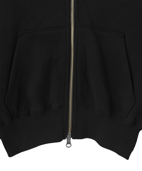 X-girl（エックスガール）の「ONE POINT PENCIL SCRIPT LOGO ZIP UP