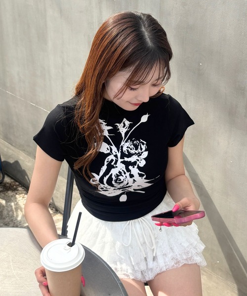 3.3 Field Trip (3.3フィールドトリップ)の「3.3 Field Trip/ローズプリントタートルT(Tシャツ/カットソー・レディース・ブラック/ホワイト・FREE)」の1枚目の写真