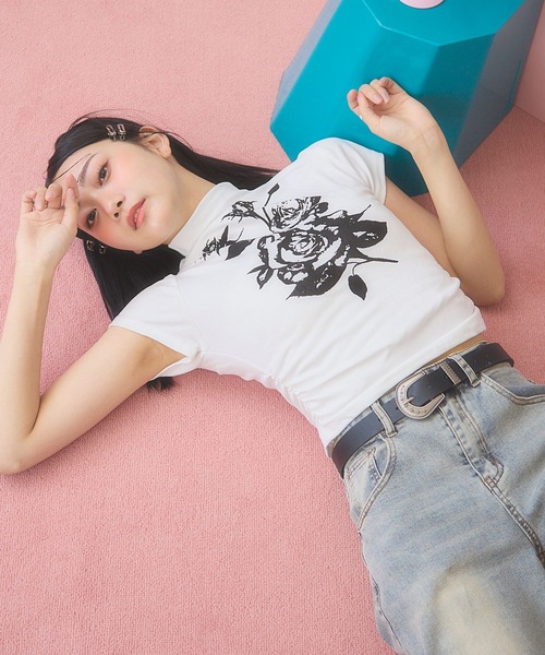 3.3 Field Trip (3.3フィールドトリップ)の「3.3 Field Trip/ローズプリントタートルT(Tシャツ/カットソー・レディース・ブラック/ホワイト・FREE)」の5枚目の写真