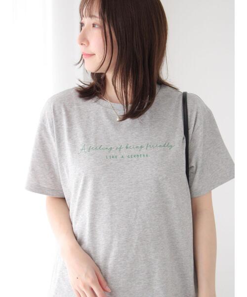 Te chichi TERRASSE(テチチテラス)の「【接触冷感】筆記体ロゴプリントTシャツ(Tシャツ/カットソー・レディース・オフホワイト/ブラック/グレー・F)」の11枚目の写真