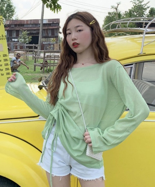 Ritzy(リッツィー)の「脇ギャザーデザイン シアートップス(シャツ/ブラウス・レディース・グリーン/ホワイト/パープル/ブラック・M/L)」の5枚目の写真