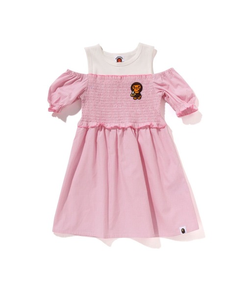 A BATHING APE(アベイシングエイプ)の「GINGHAM CHECK SHIRRING DRESS(ワンピース・キッズ・サックスブルー/ピンク・120/140/110/100)」の2枚目の写真