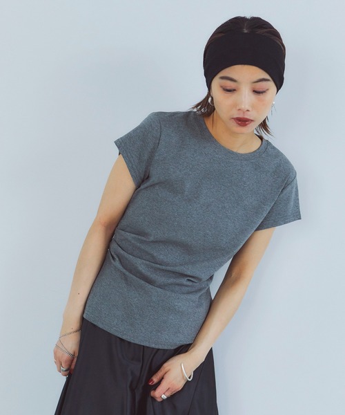 LIENCOEUR（リアンクール）の「サイドギャザーカットTシャツ（Tシャツ/カットソー・レディース・グレー/ブラック/ホワイト・FREE）」の17枚目の写真