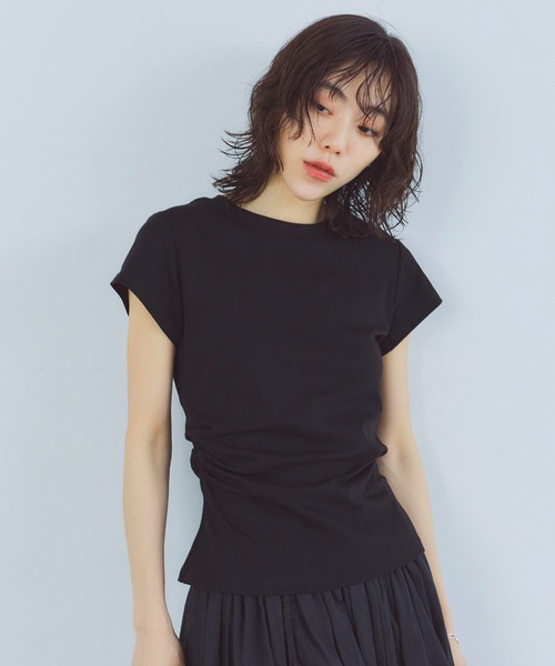 LIENCOEUR（リアンクール）の「サイドギャザーカットTシャツ（Tシャツ/カットソー・レディース・グレー/ブラック/ホワイト・FREE）」の6枚目の写真