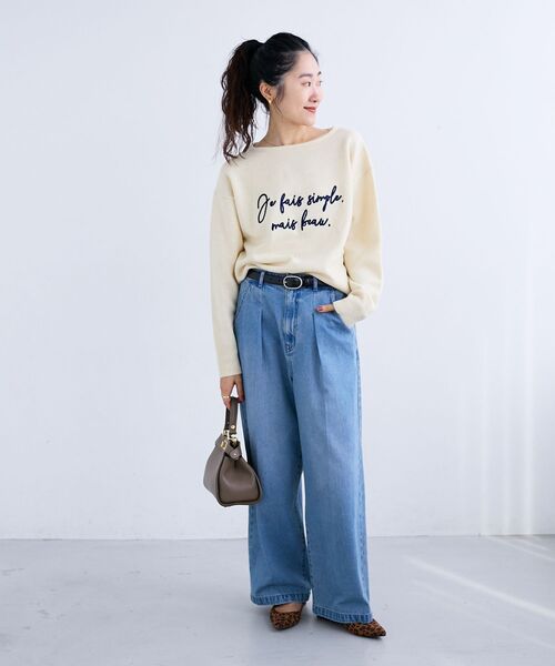 le.coeur blanc(ルクールブラン)の「タックワイドデニムパンツ(デニムパンツ・レディース・ブルー/サックスブルー・38/36)」の4枚目の写真