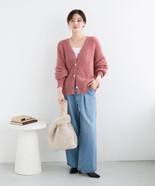 le.coeur blanc(ルクールブラン)の「タックワイドデニムパンツ(デニムパンツ・レディース・ブルー/サックスブルー・38/36)」の8枚目の写真