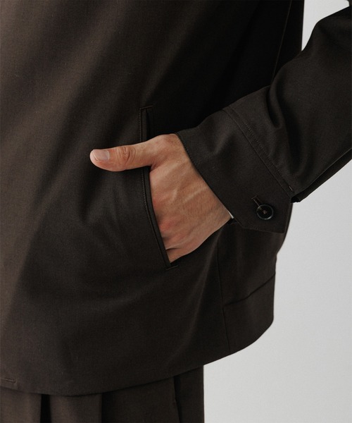 ADAM ET ROPE'(アダムエロペ)の「【DELEGANT】スタンドカラー ジップアップ ブルゾン / セットアップ対応(ブルゾン・メンズ・ブラック/ダークブラウン/ブラウン系その他3・S/L/M)」の22枚目の写真