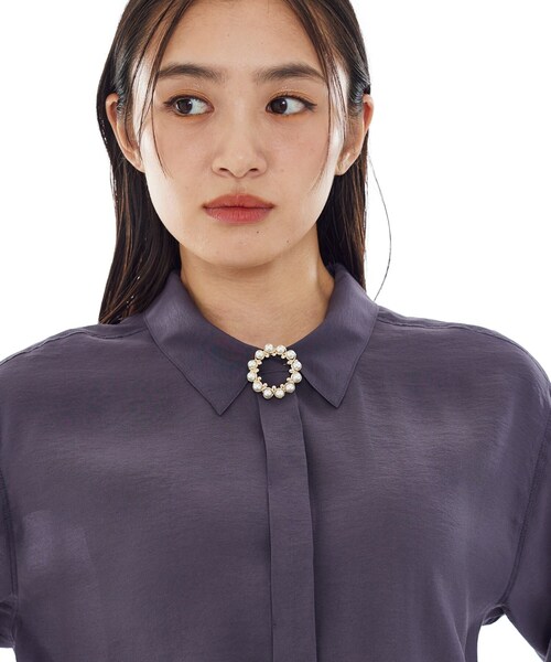 INDIVI（インディヴィ）の「【セレモニー／デイリー】パール調リングブローチ（ブローチ/コサージュ・レディース・ゴールド/シルバー・00）」の2枚目の写真