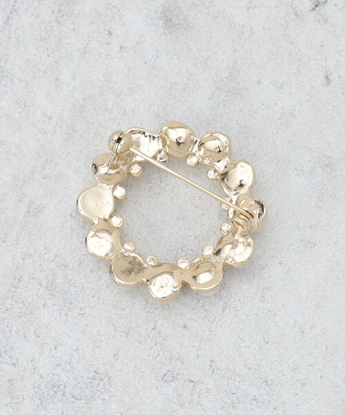 INDIVI（インディヴィ）の「【セレモニー／デイリー】パール調リングブローチ（ブローチ/コサージュ・レディース・ゴールド/シルバー・00）」の4枚目の写真