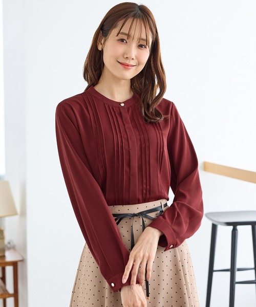 Honeys（ハニーズ）の「ピンタックブラウス（シャツ/ブラウス・レディース・スミクロ/ネイビー/ホワイト/ボルドー/グレイッシュベージュ・3L/L/LL/M/S）」の5枚目の写真