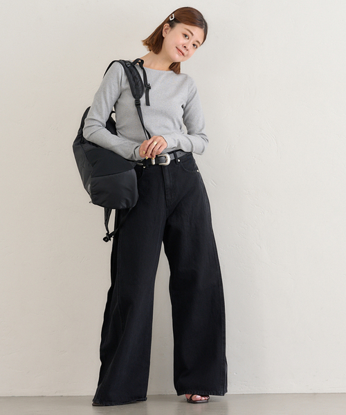 U by SPICK&SPAN（ユーバイスピックアンドスパン）の「サイドギャザーボートネックトップス（Tシャツ/カットソー・レディース・ホワイト/チャコールグレー・FREE）」の11枚目の写真