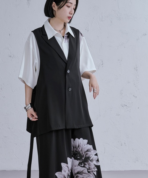 Ellno Loset(エルノロゼット)の「トロミテーラードジレ/SETUP対応(ベスト・メンズ・ブラック/ライトグレー・MEDIUM/LARGE)」の7枚目の写真