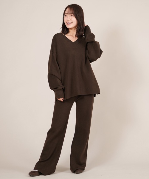 ムラサキスポーツ(ムラサキスポーツ)の「RIKKA FEMME/リッカファム Vネックニット セーター RF25FW13(ニット/セーター・レディース・グレー/ベージュ/ブラウン・FREE)」の11枚目の写真